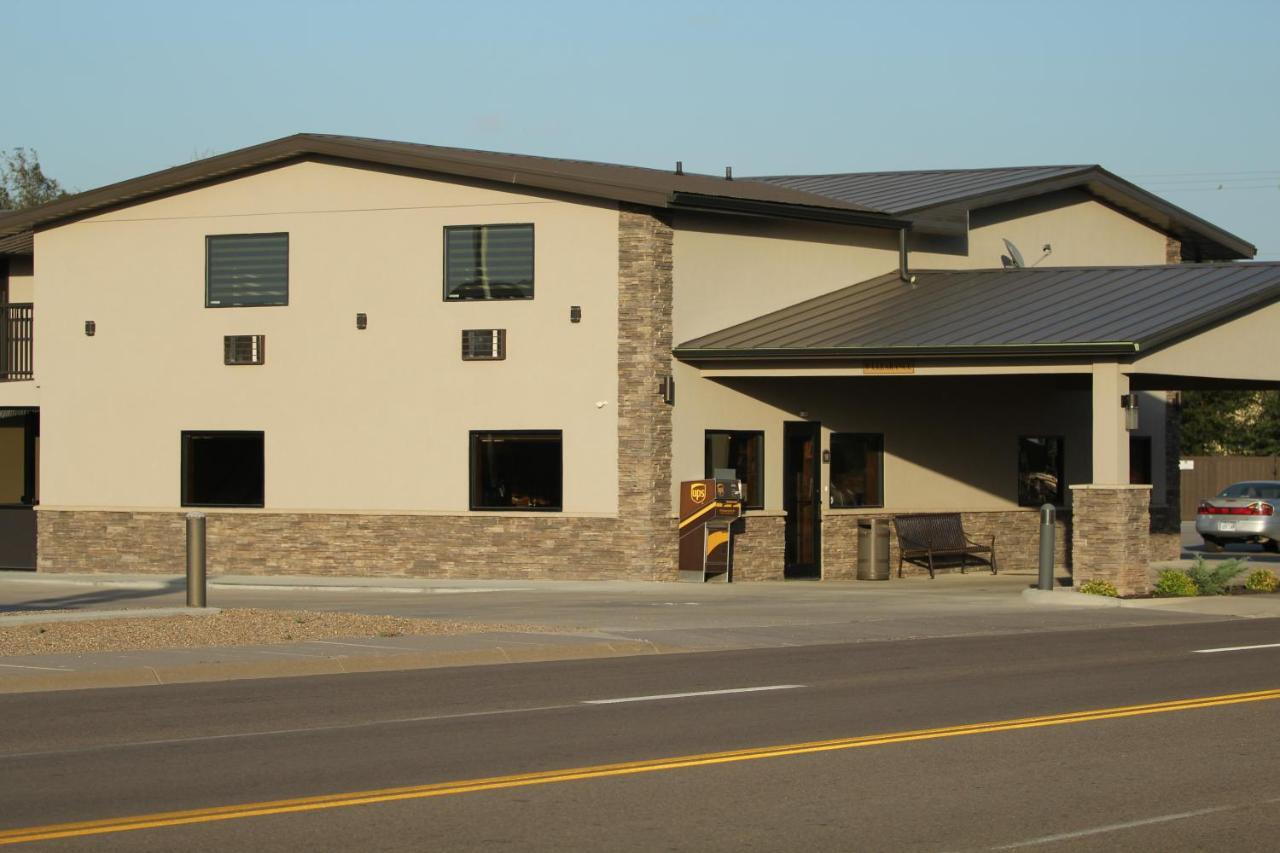 Boarders Inn & Suites By Cobblestone Hotels - Syracuse Exterior foto
