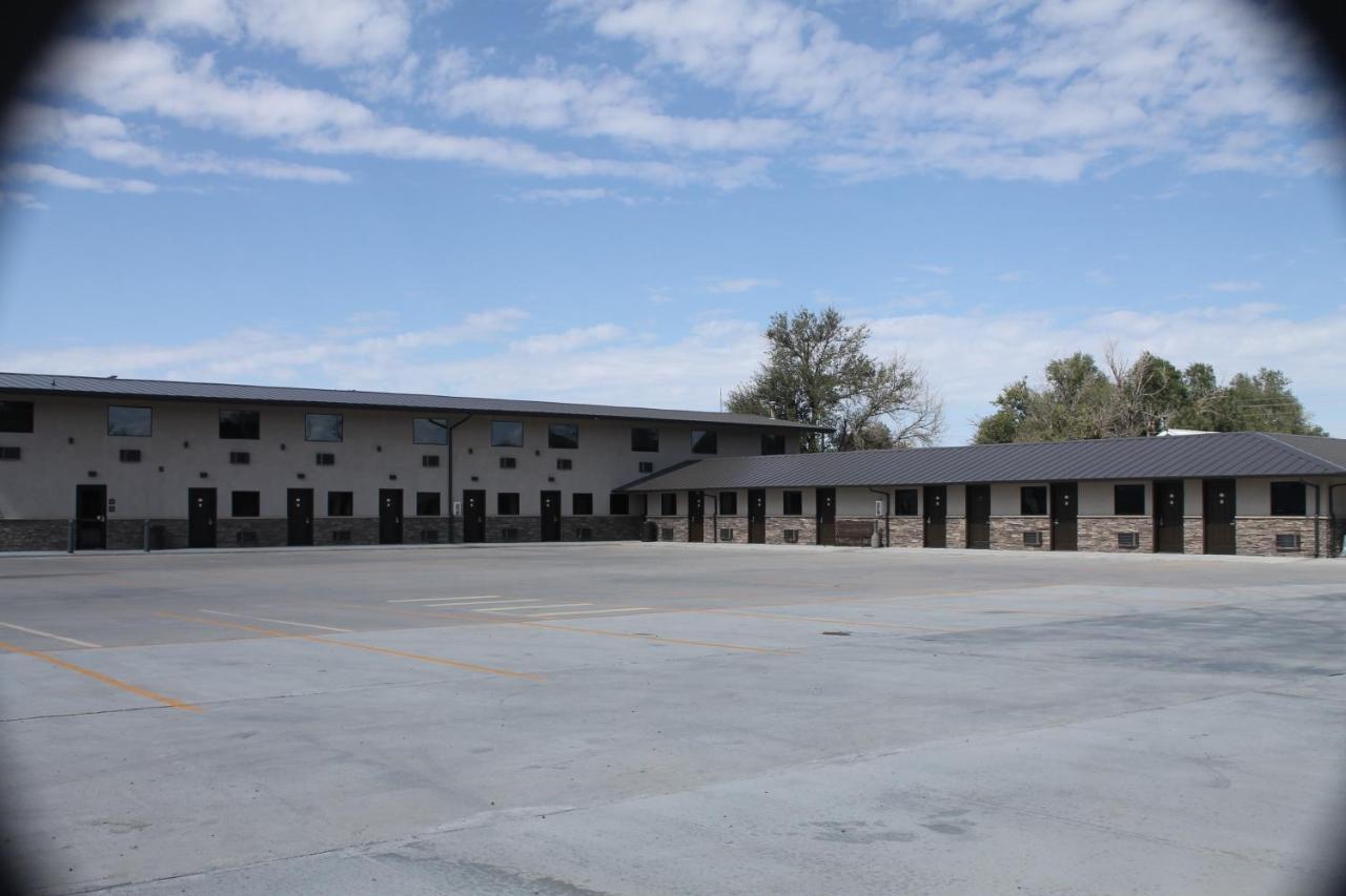 Boarders Inn & Suites By Cobblestone Hotels - Syracuse Exterior foto