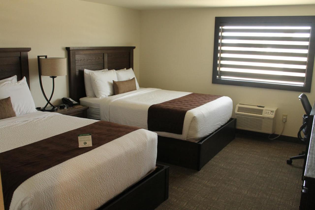 Boarders Inn & Suites By Cobblestone Hotels - Syracuse Exterior foto